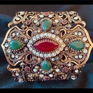 BOHEMIAN MULTICOLOR GORGEOUS Bracelet Antique Gold with Red/Green Unique Stones